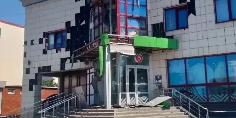 Пять человек пострадали в результате удара БПЛА по Белгородской области