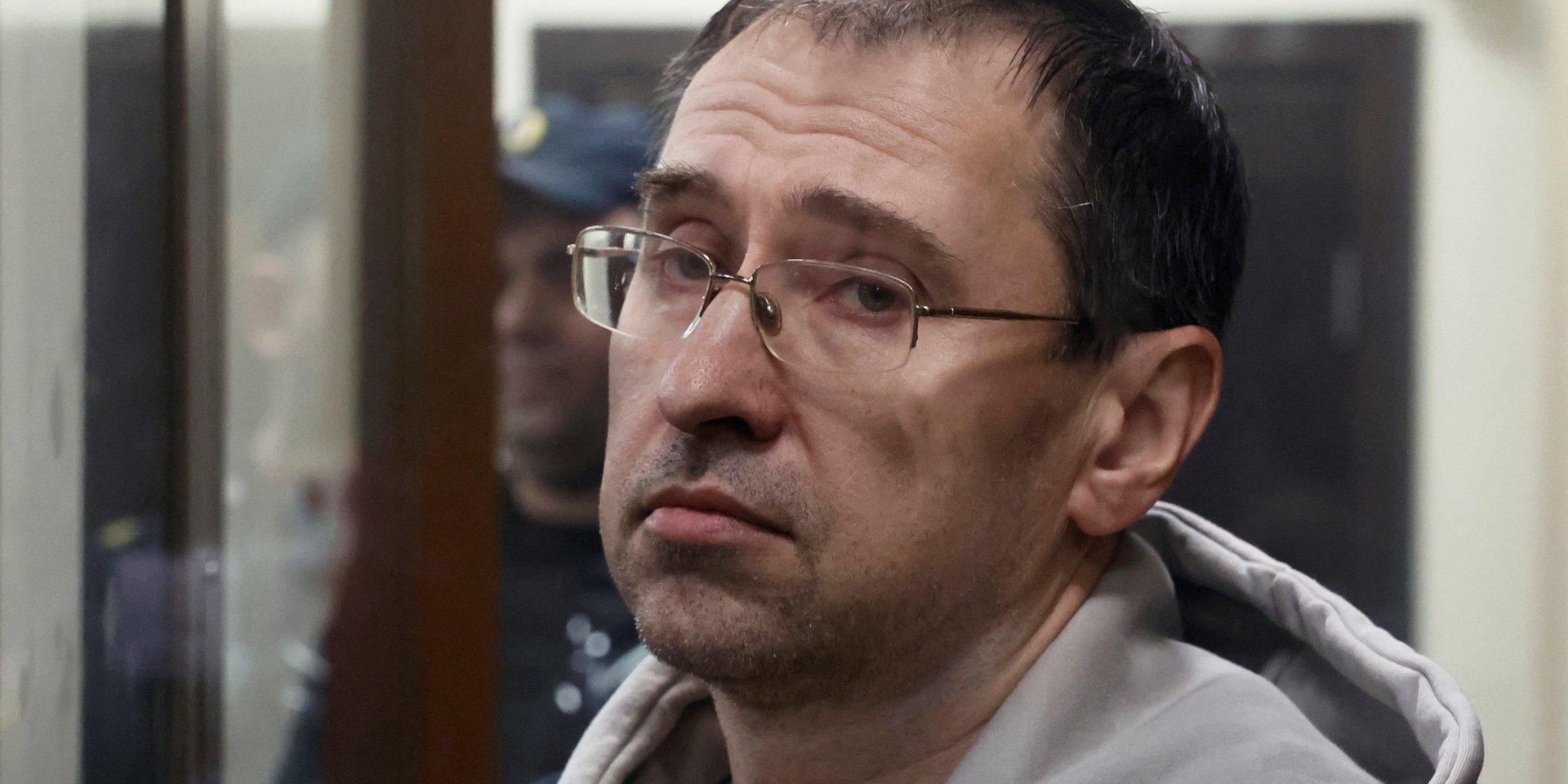 Обозревателю «Новой газеты» Олегу Ролдугину предъявили обвинение