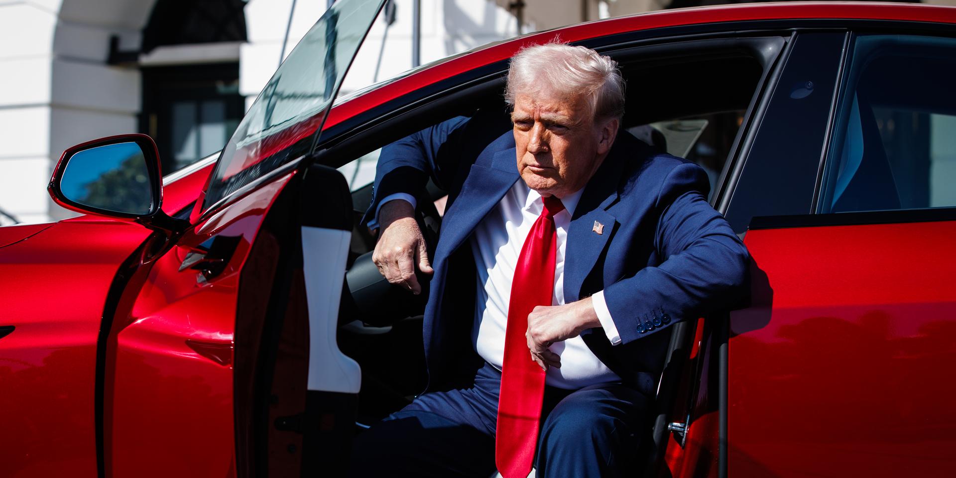 Появились подтверждения, что США возобновили военные поставки и передачу разведданных Украине