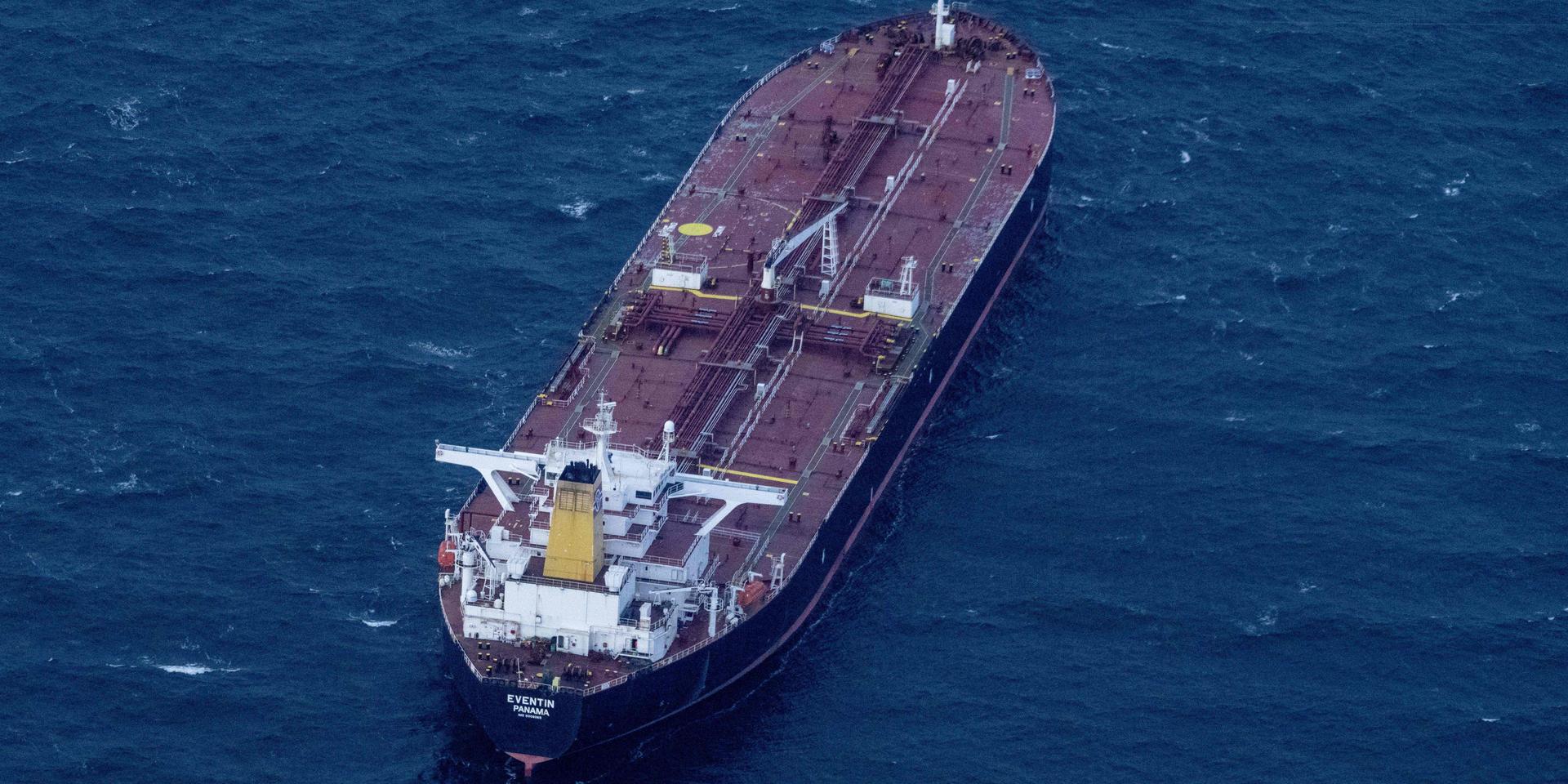 Каждый шестой танкер в мире теперь входит в «теневой флот» России