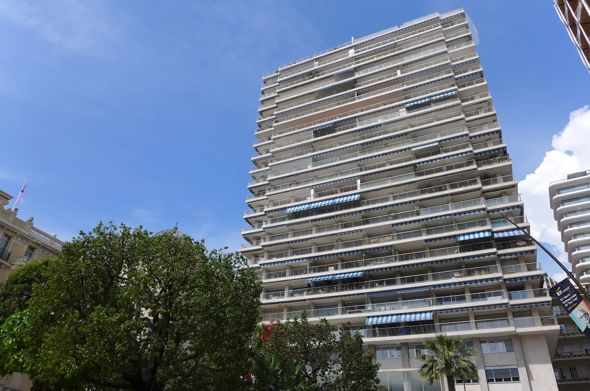 Судя по переписке юристов, 400-метровая квартира в Sun Tower (на фото) была далеко не единственным активом Марии в Монако 