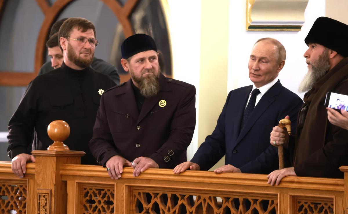 Кадыров и Путин во время визита последнего в Чечню в августе 2024 года