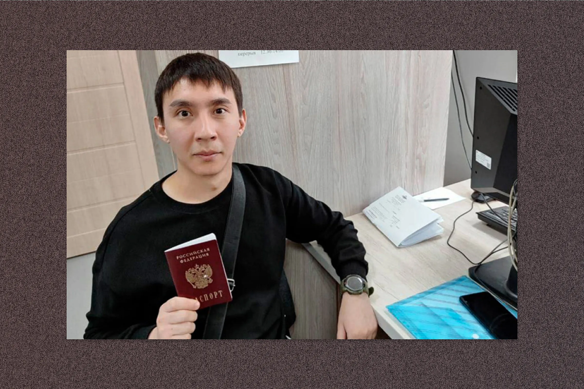 Kyrgyzstani Askar Kubanychbek with a Russian passport