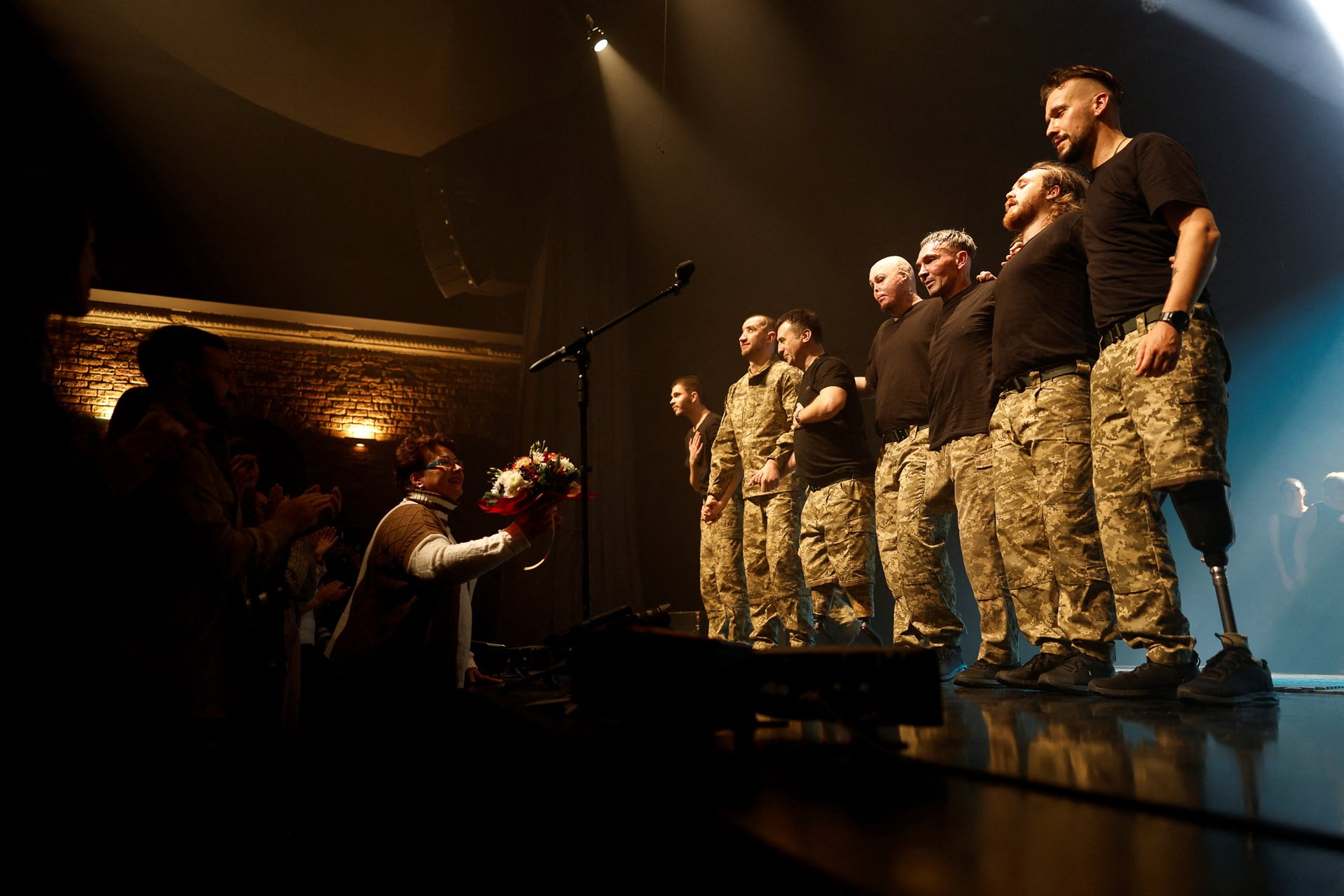 Выход на поклон. Киев, 4 декабря 2025 года