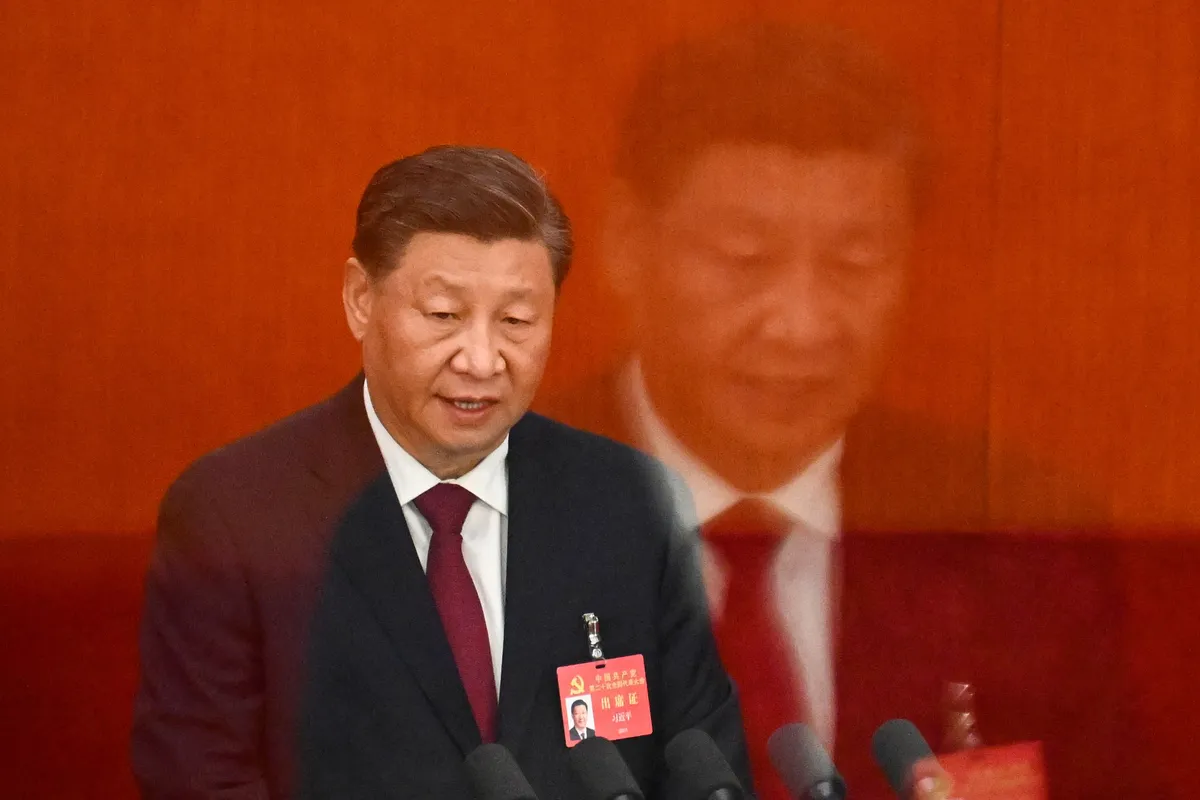 Обычного председательского срока во главе Китая Си Цзиньпину показалось мало