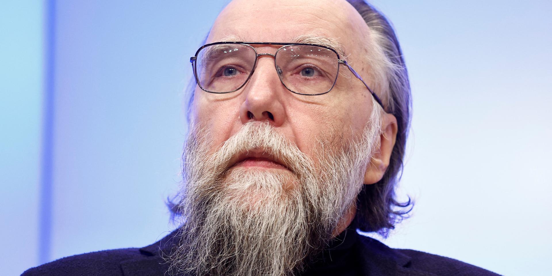 «Полчеловечества в речку, полчеловечества в печку»