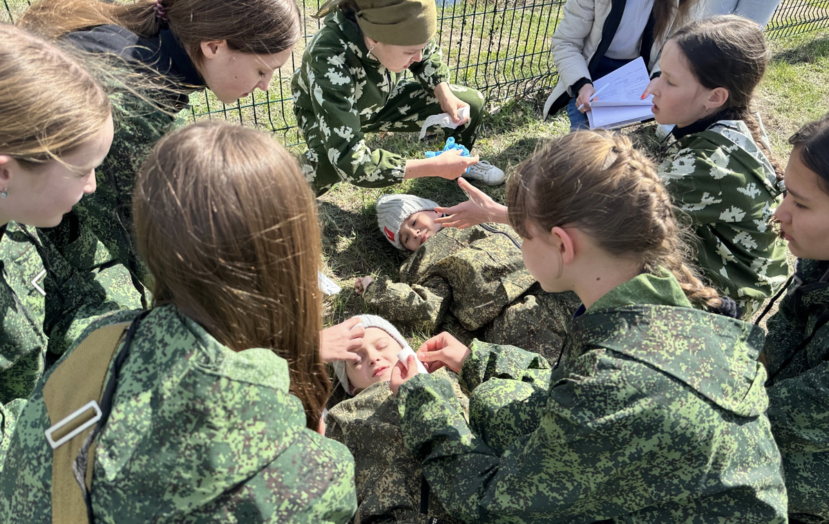 In April 2025, in Saratov Oblast, kindergarteners acted out being wounded during a school Zarnitsa military game