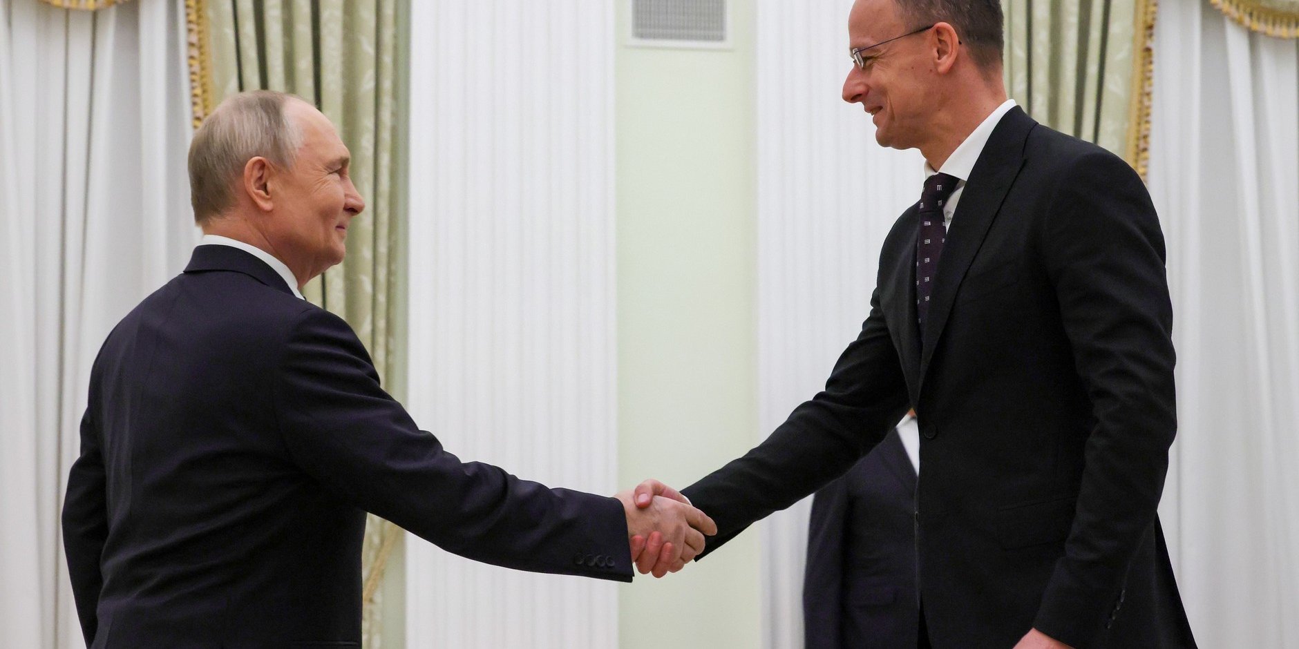 Глава венгерского МИД Сийярто рассказывал российскому коллеге Лаврову содержание саммитов ЕС