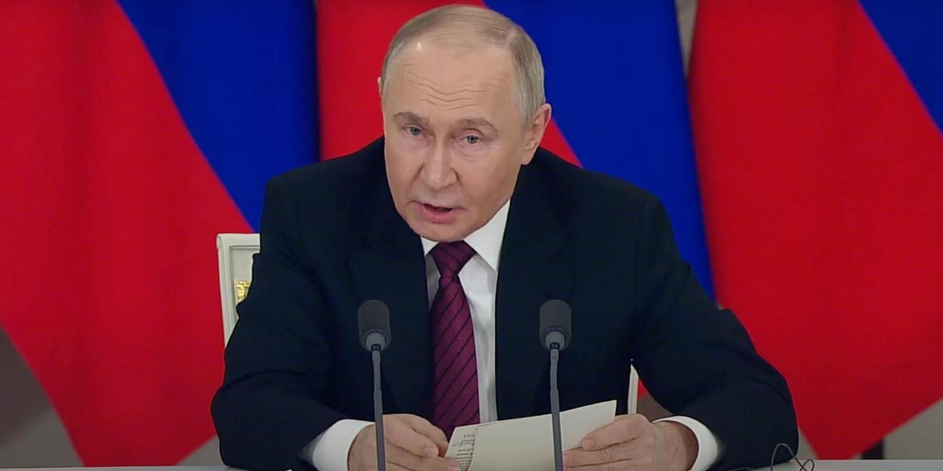 Путин предложил Украине возобновить прямые переговоры в Стамбуле 15 мая