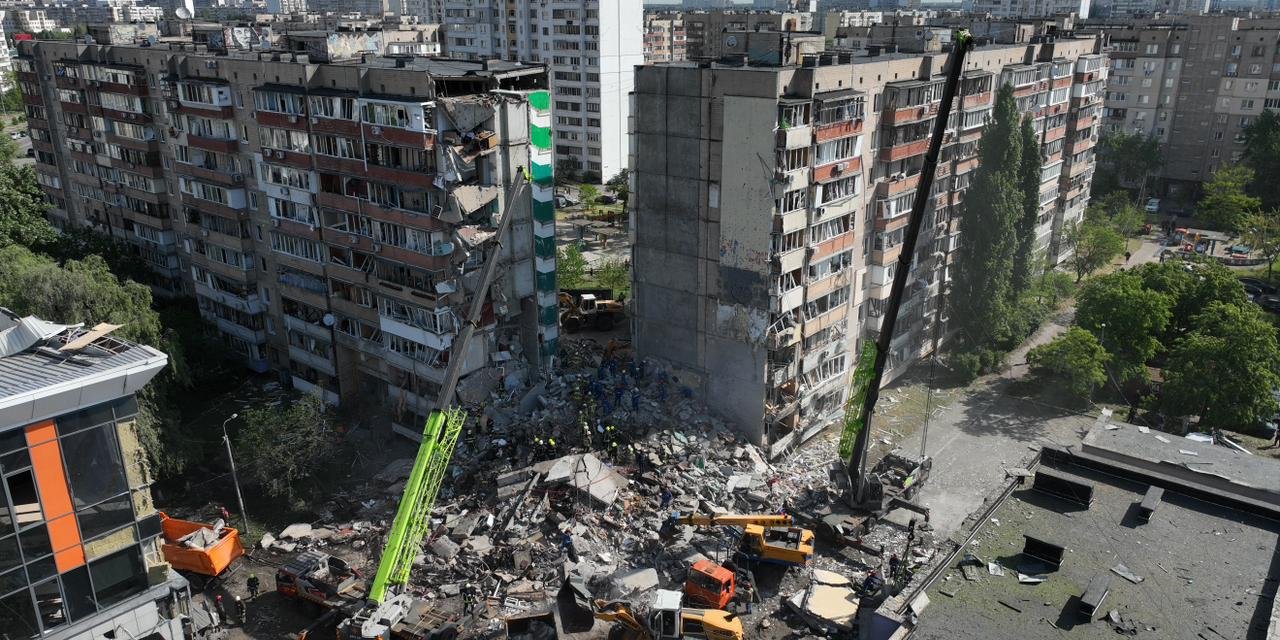 Как минимум пять человек погибли в результате обстрела Киева