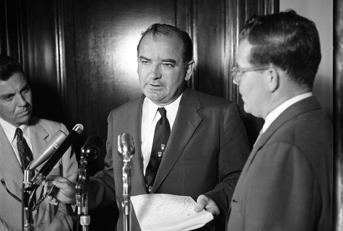 Сенатор Маккарти. Июнь 1954 года