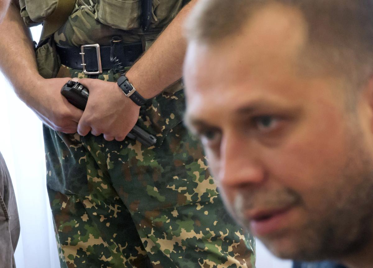 Александр Бородай раз начал пресс-конференцию так: «Извините, задержался! Авдеевку штурмуют две тысячи поляков на болгарских танках!» Я к такому готов не был — и начал смеяться в голос