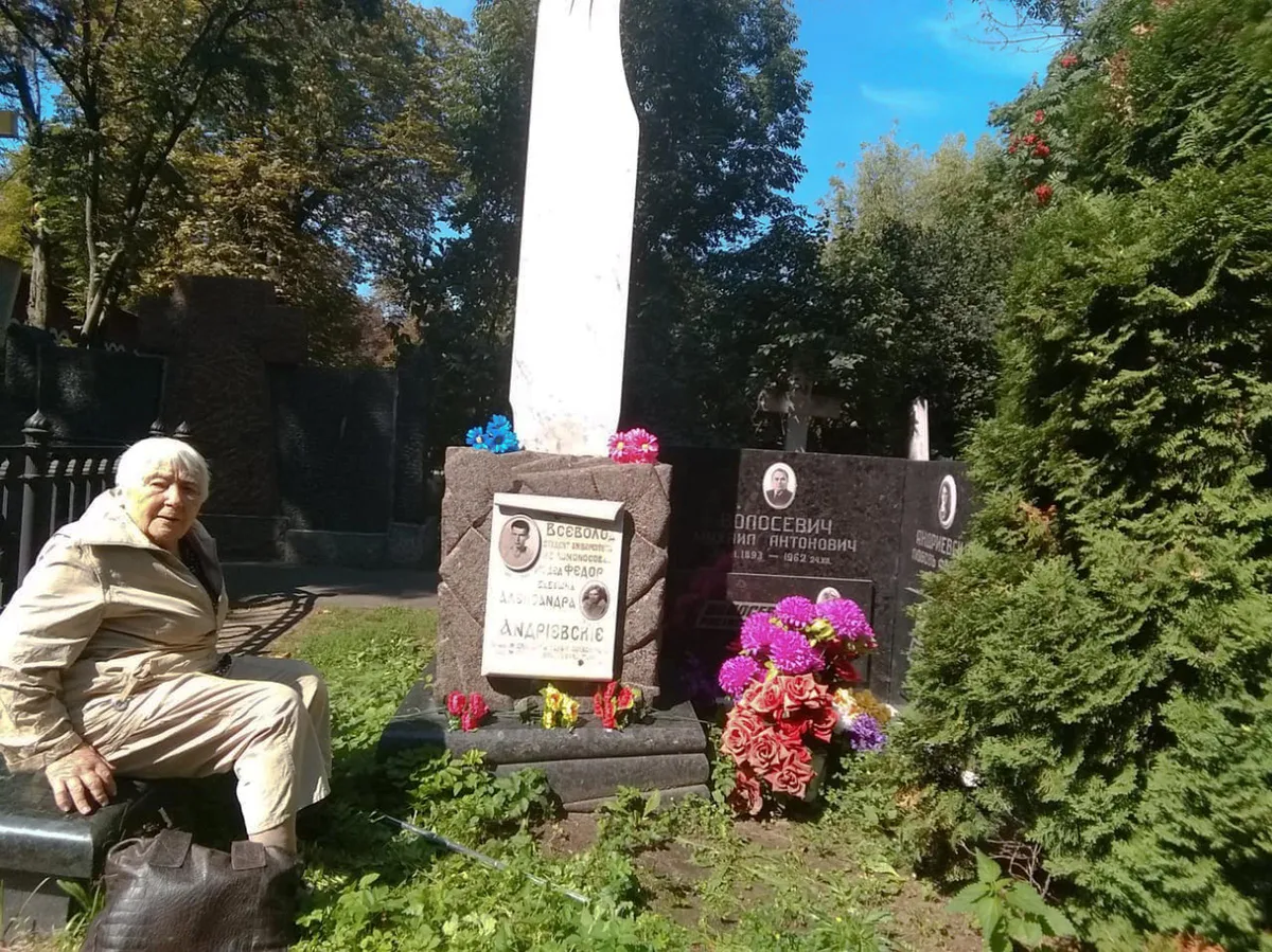 Oksana Andrievskaya at the Novodevichy cemetery in Moscow, where her repressed relatives are buried.