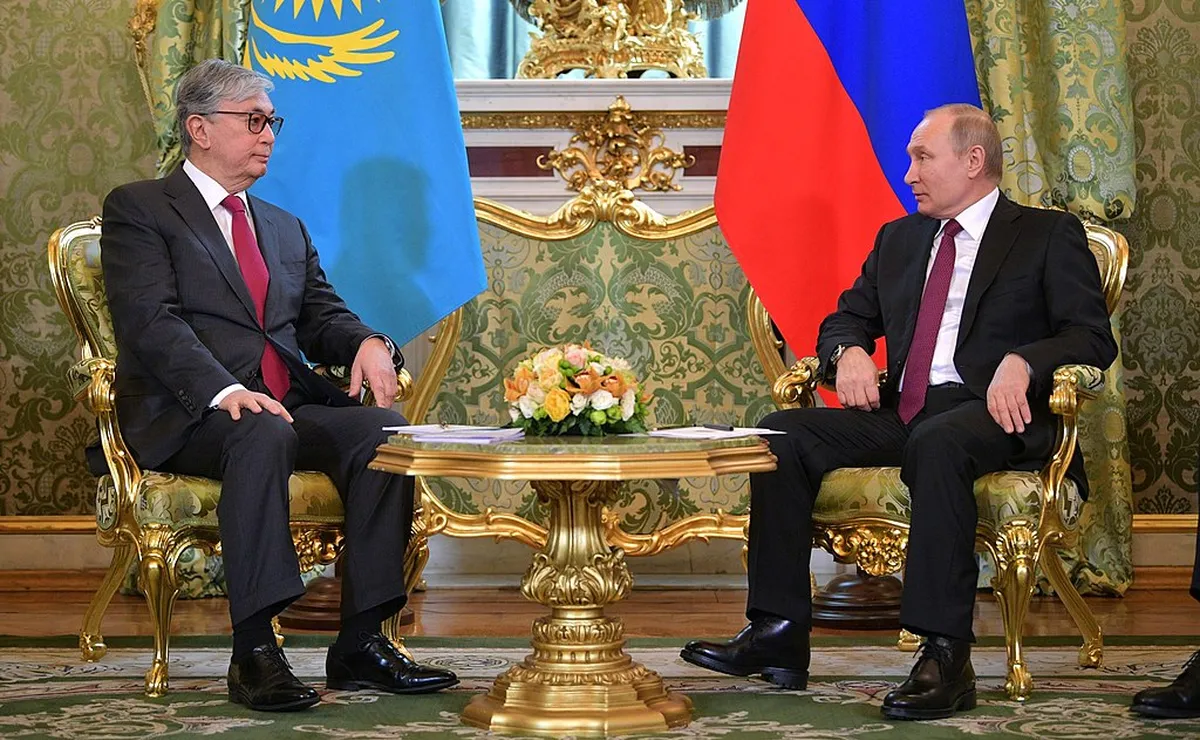 Russian president Vladimir Putin meets with Kazakh President Kassym-Jomart Tokayev in April 2019
