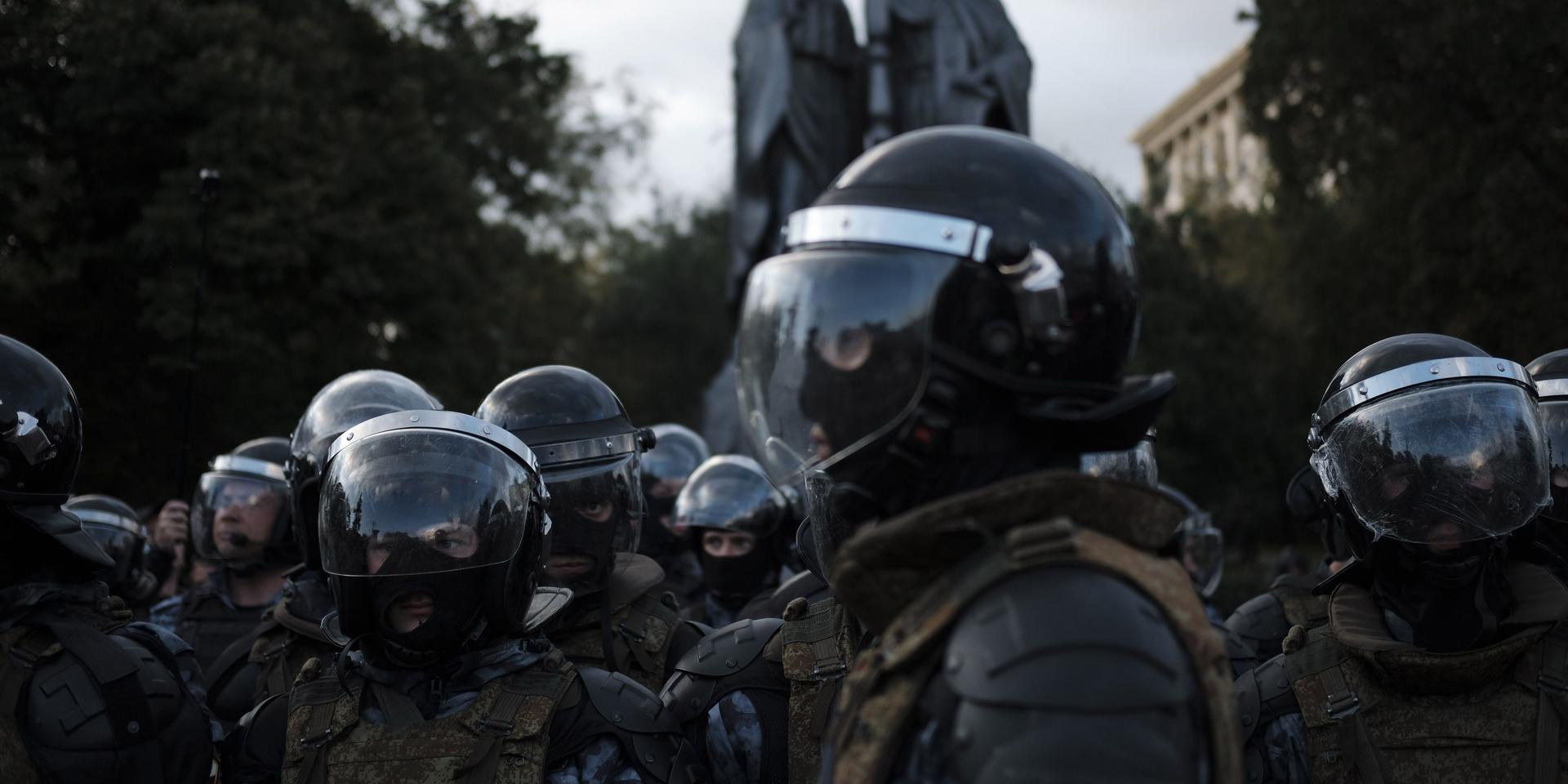 Победа госбезопасности. Как борьба с угрозами привела Россию к диктатуре и войне