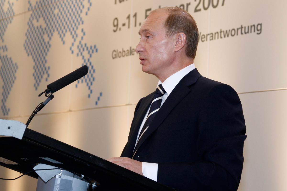 В 2007 году в Мюнхене Путин раскритиковал США за то, что 15 лет спустя сумел повторить 
