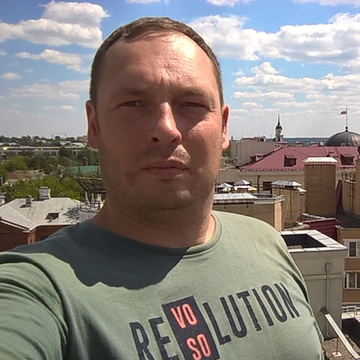 Иван Любшин