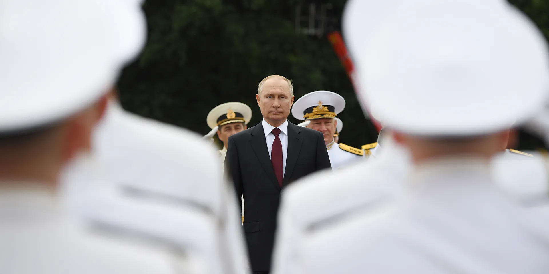 «Владимир Путин будет стареть, а сменщика у него не появится»