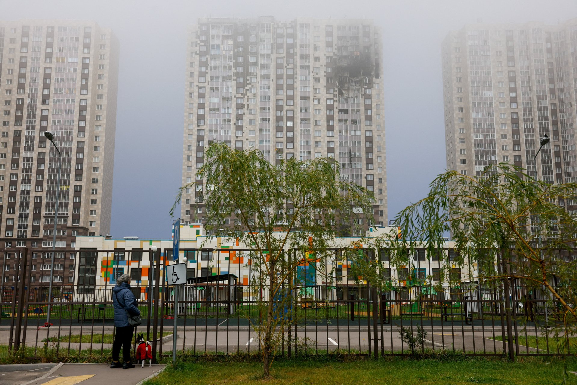 Жилой дом в подмосковных Котельниках поврежденный в ходе налета БПЛА на Московскую область ночью 20 сентября 2026 года