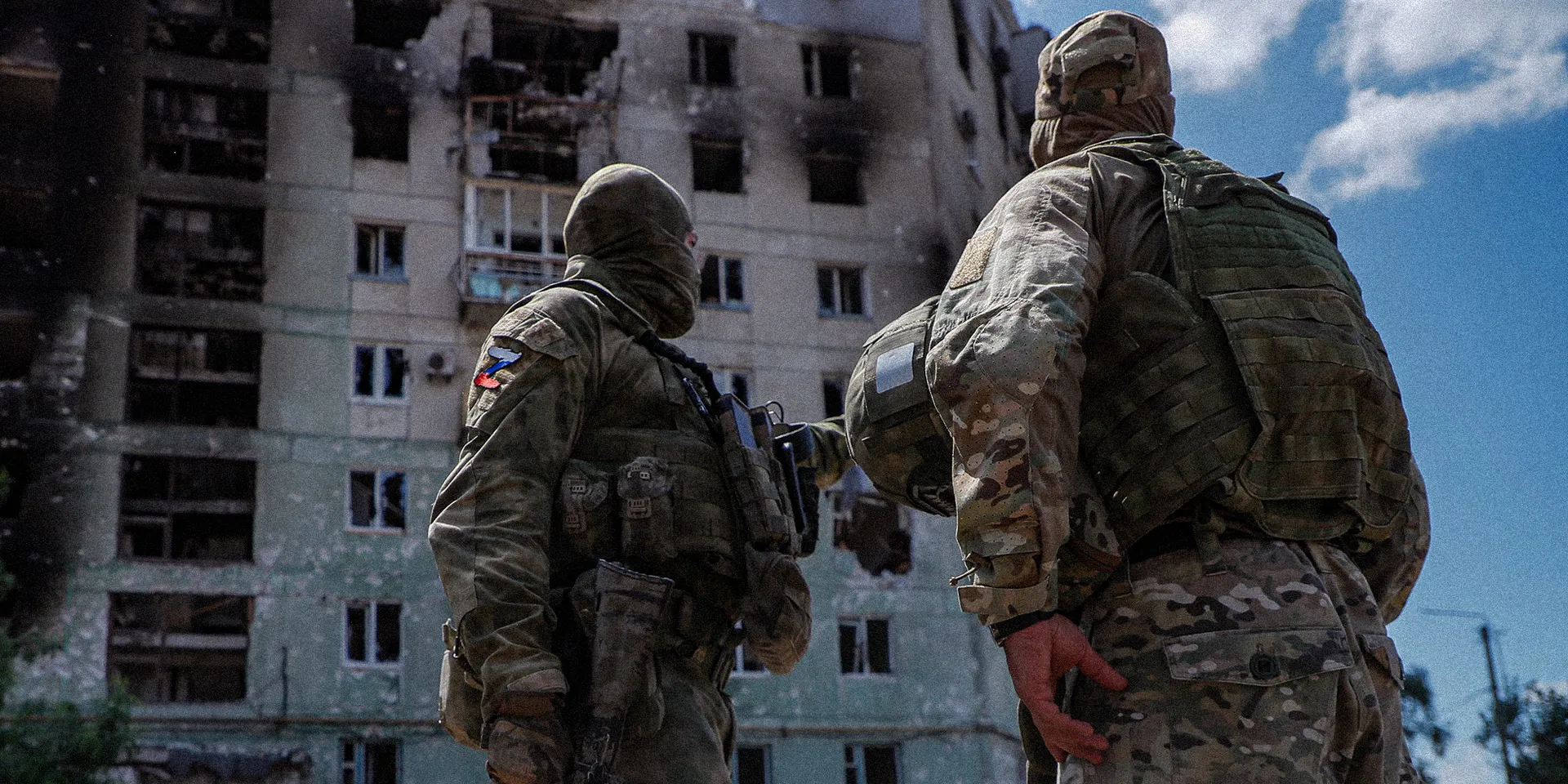 «Они туда полтора ляма солдат запихнут, чтобы трупами завалить эту бедную Украину»