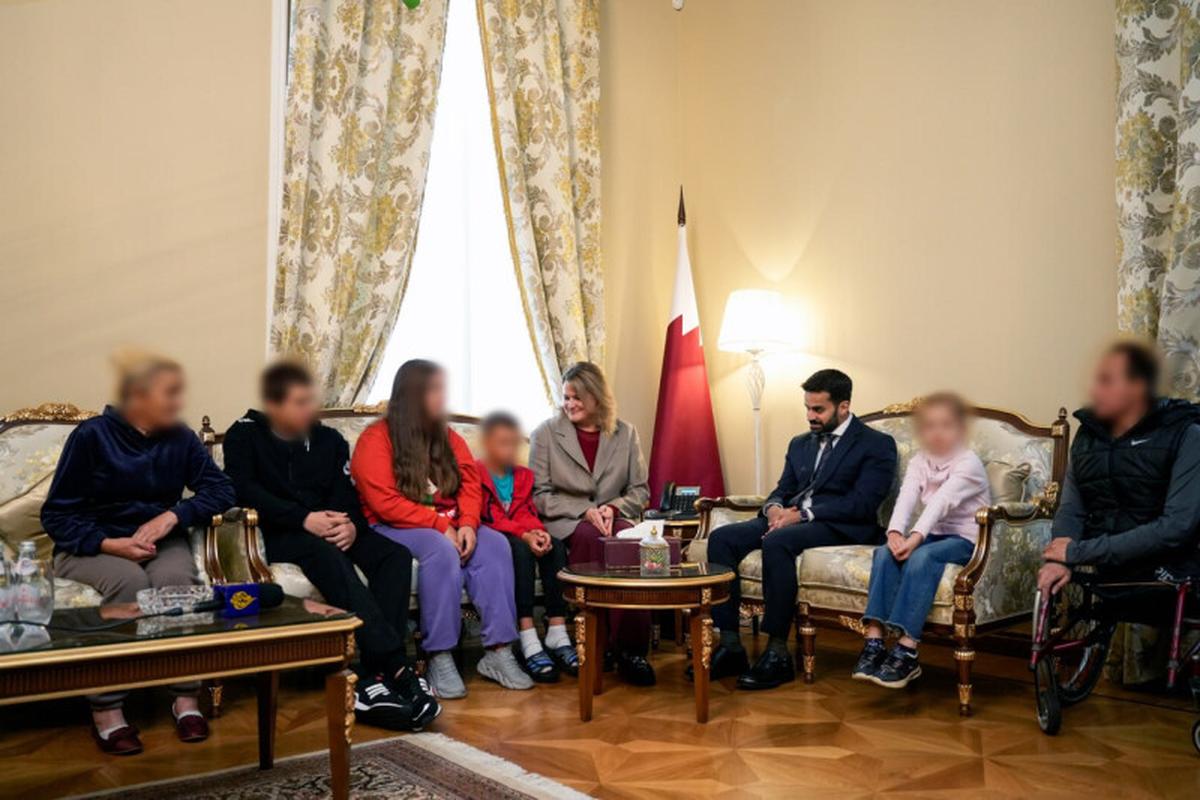 Oleksandr Danylchuk (right) returns to Ukraine