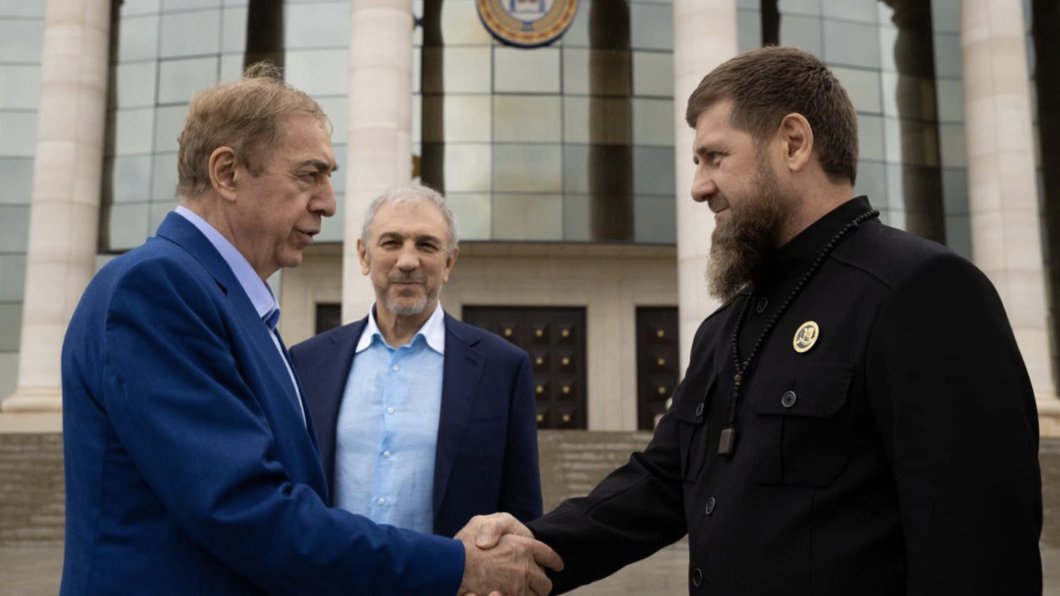 Агаевы и миллиардер Михаил Гуцериев