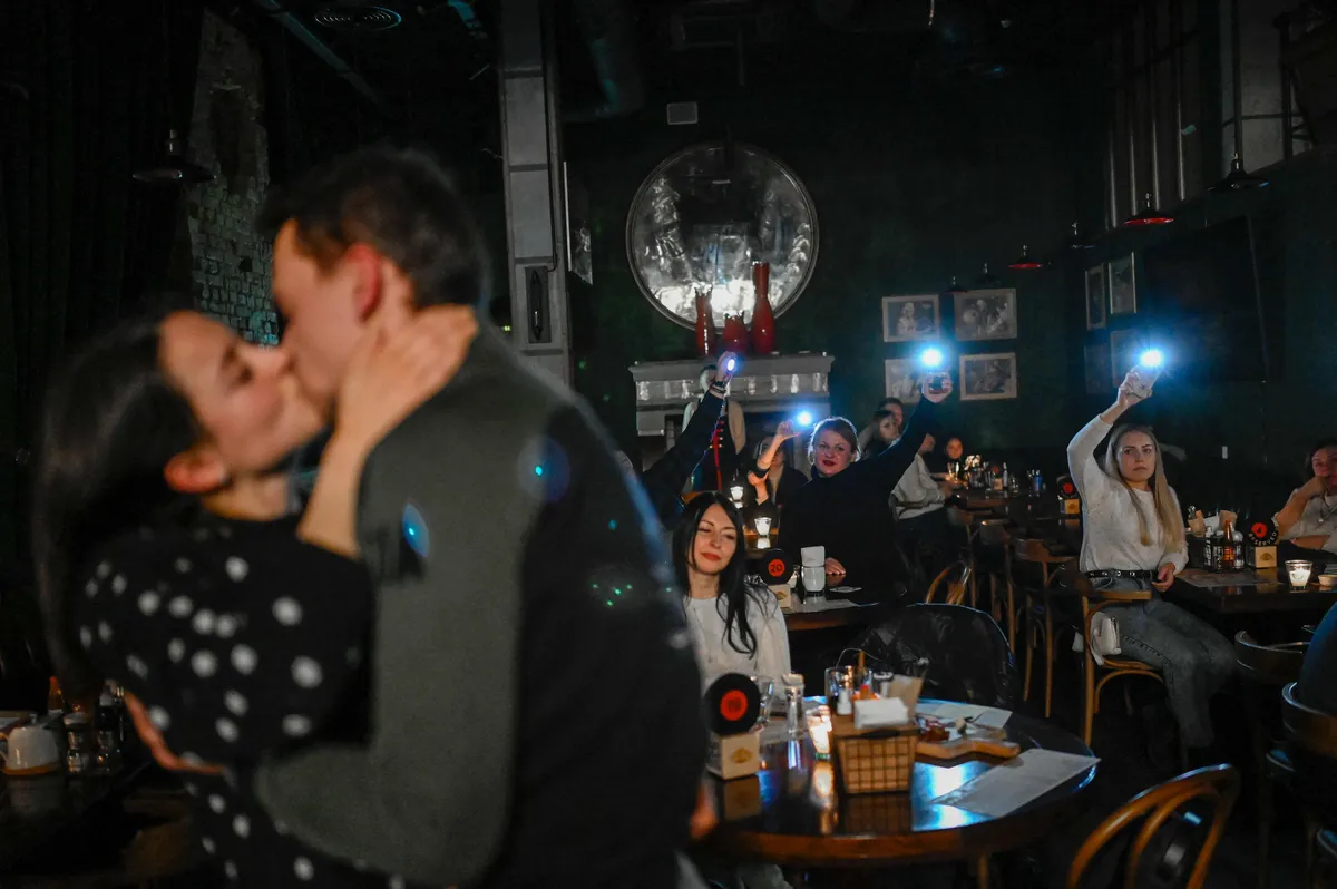Киевский бар вечером 24 ноября