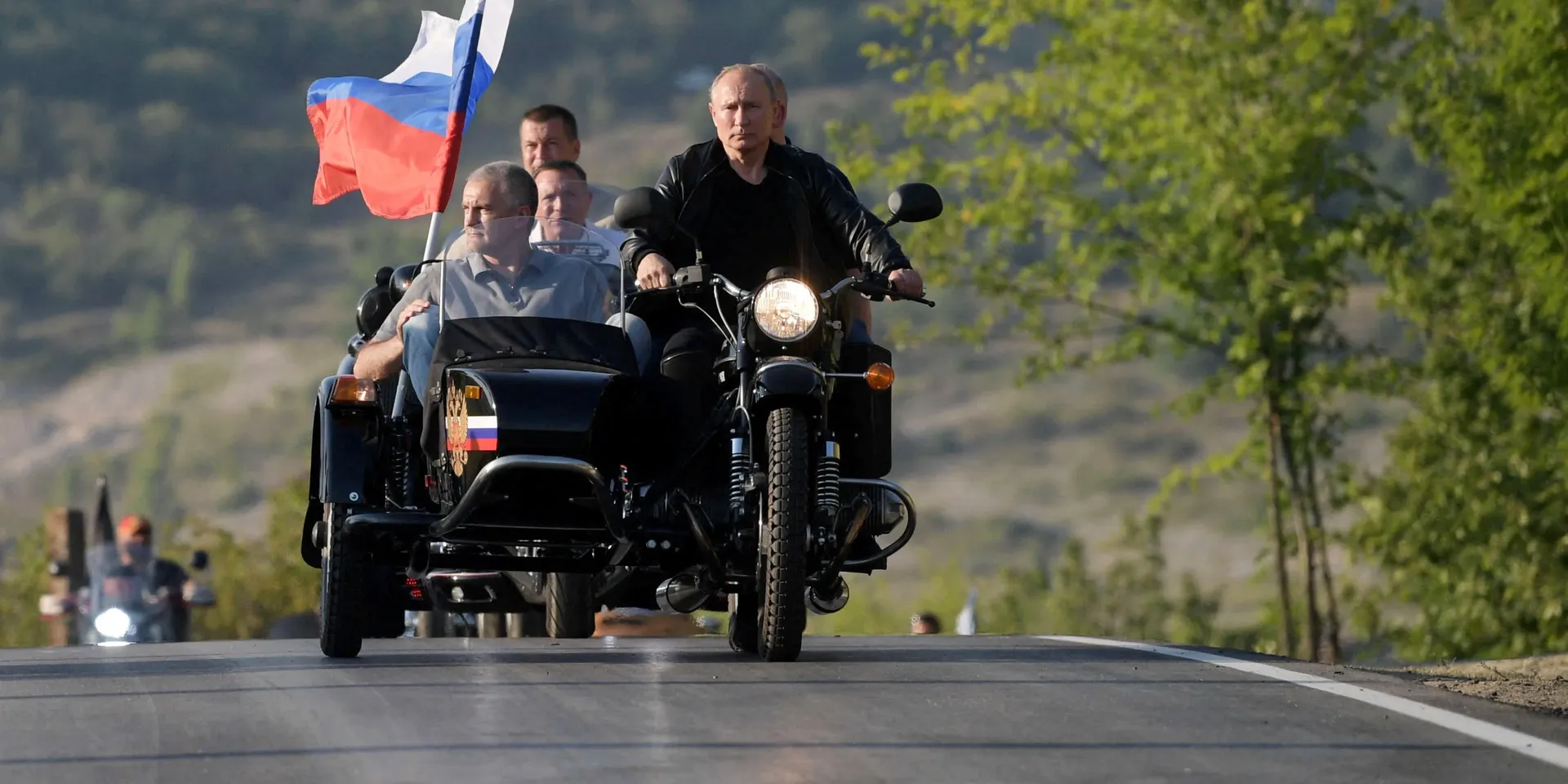 How Putin's Friends “Bought Out” Occupied Crimea