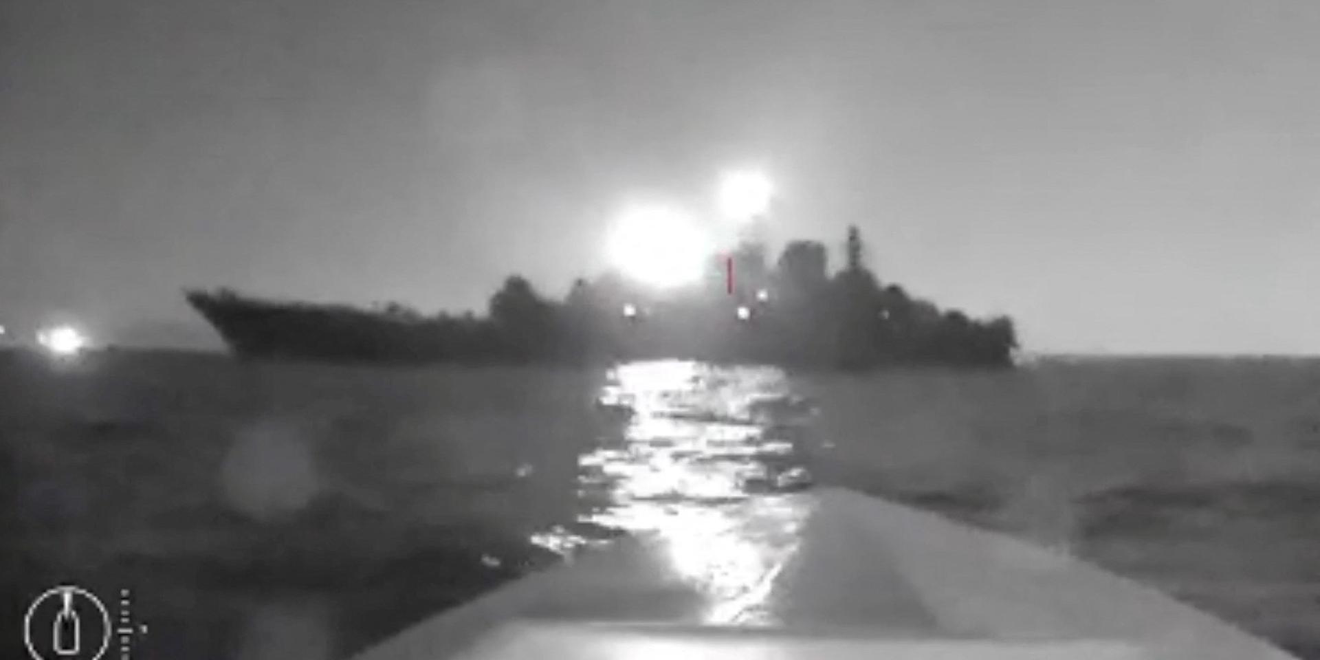«Корабли Черноморского флота в большой опасности». Что известно о морских дронах, которыми ВСУ поразили десантный корабль