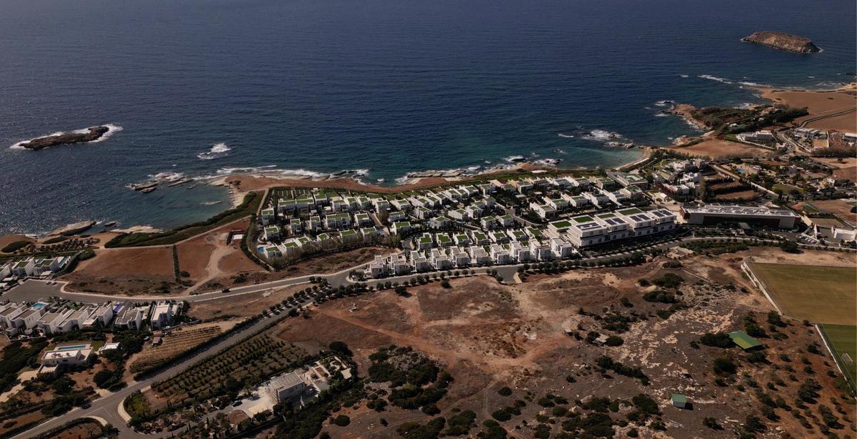 Курорт Кап-Сент-Джордж на западном побережье Кипра