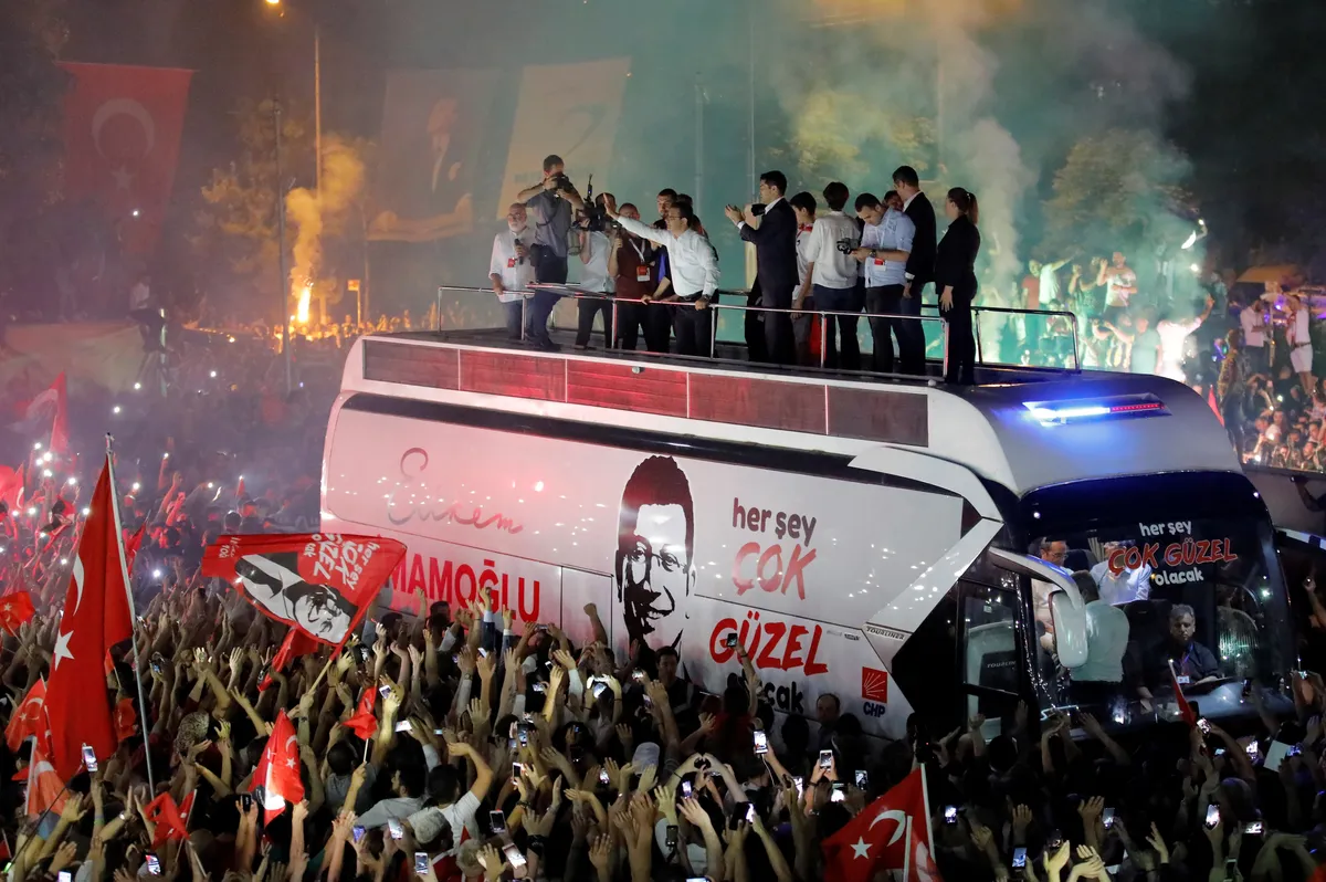 Политические митинги в Турции обычно проходят ярко