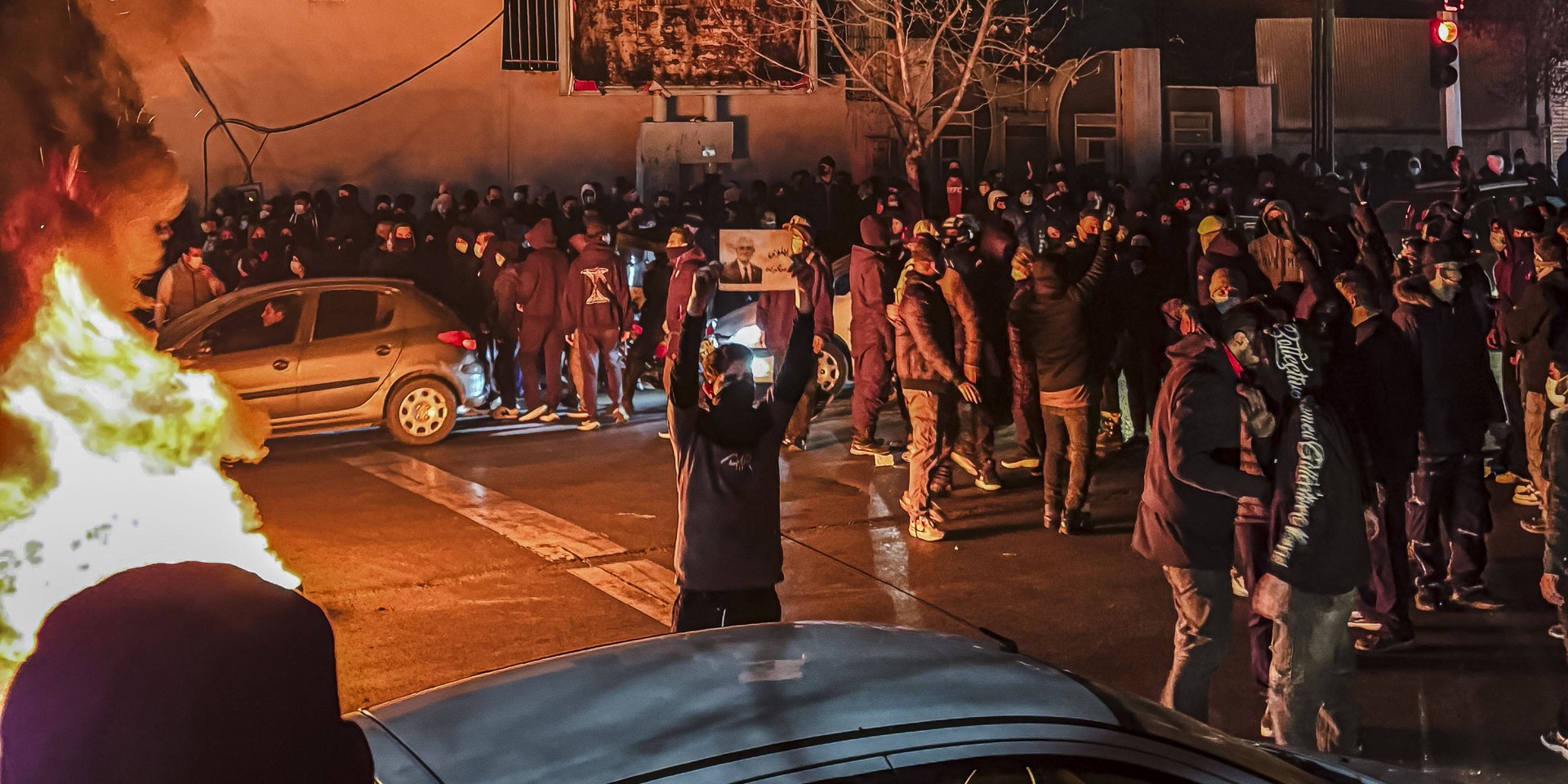 В Иране на фоне массовых протестов уже четвертые сутки заблокирован интернет