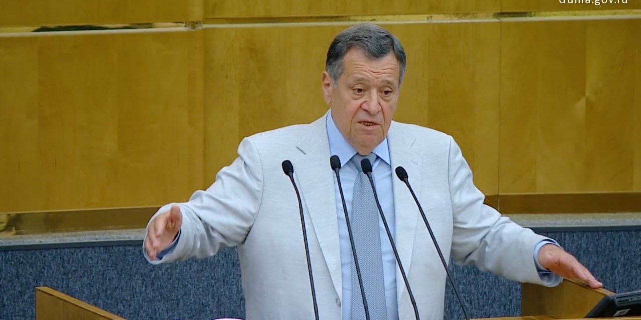 Правительству разрешили неограниченно наращивать расходы бюджета за счет внутреннего долга