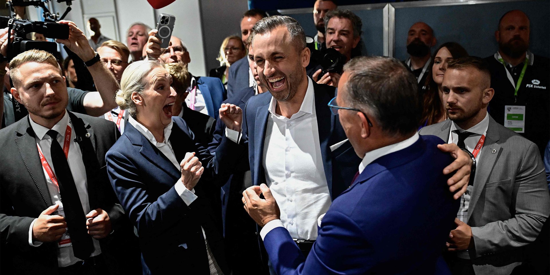Чекист, путинист и неонацисты заходят в парламент