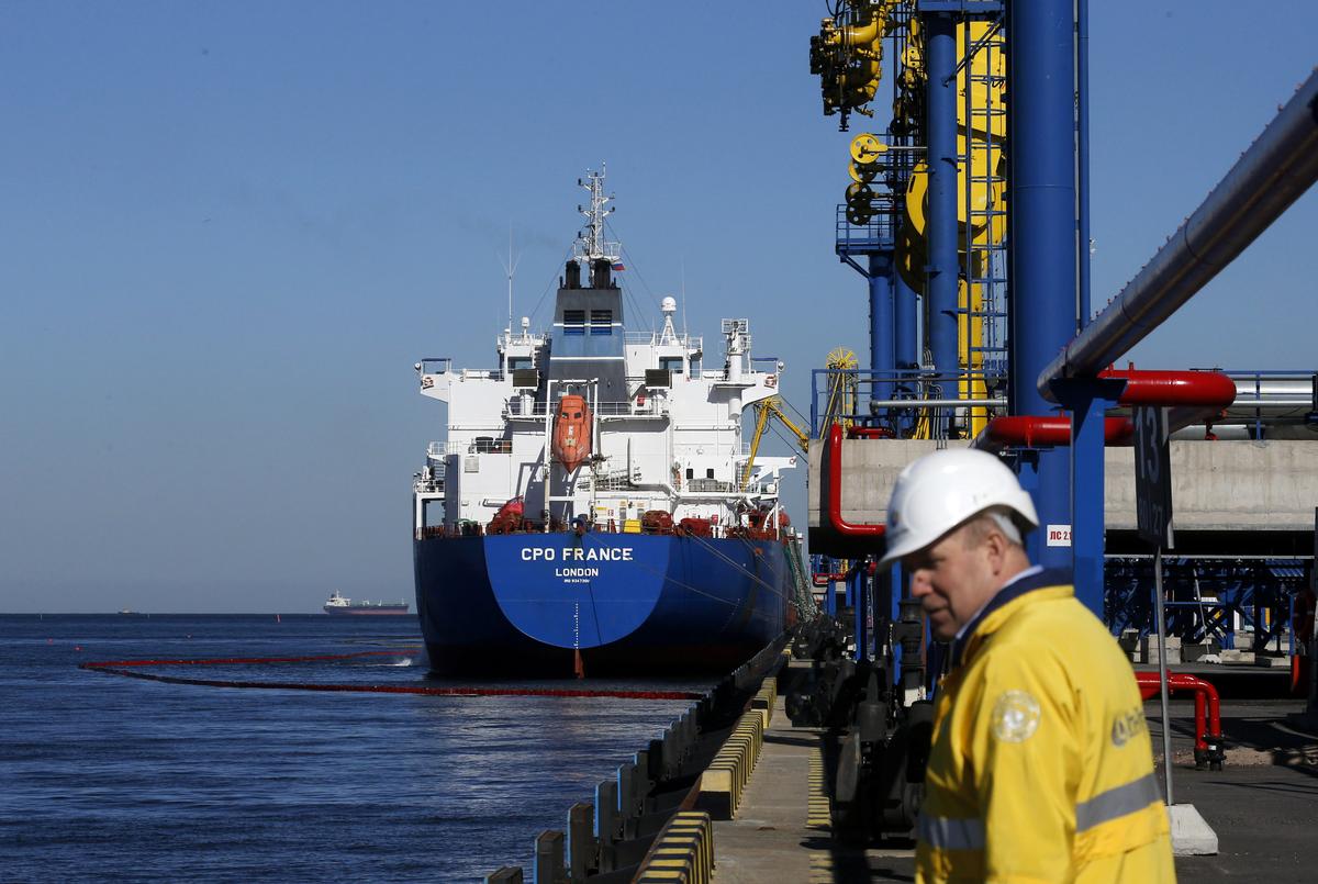 Loading a tanker at the terminal in Ust-Luga