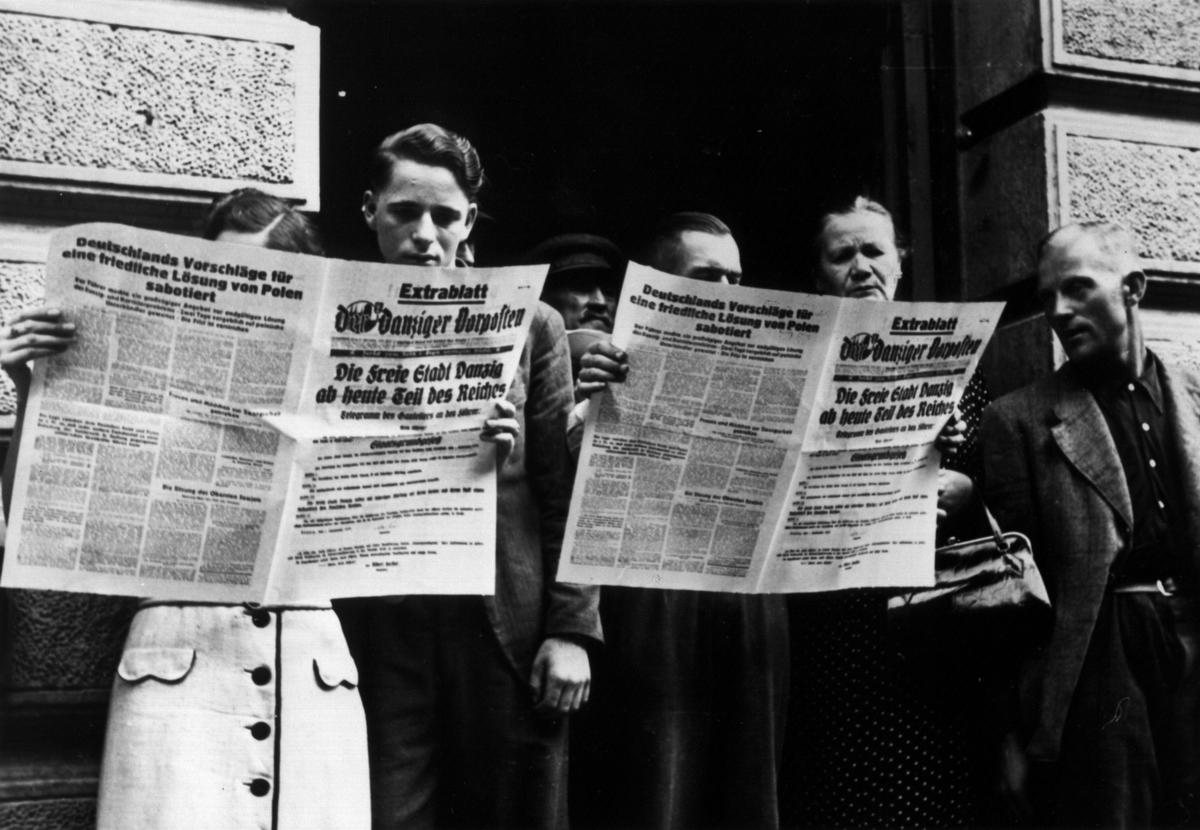 Вольный город Данциг присоединен к Германскому рейху 1 сентября 1939 года.