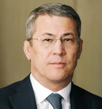 Радий Хабиров