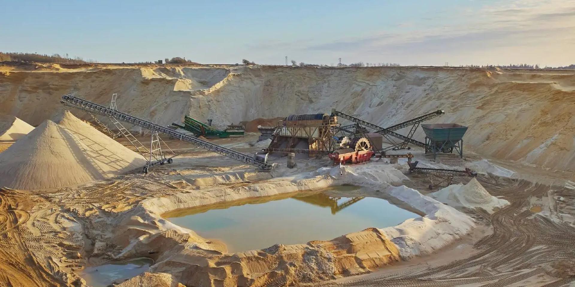 Сделка США с Украиной по ископаемым, вероятно, неудачна для Трампа — Politico