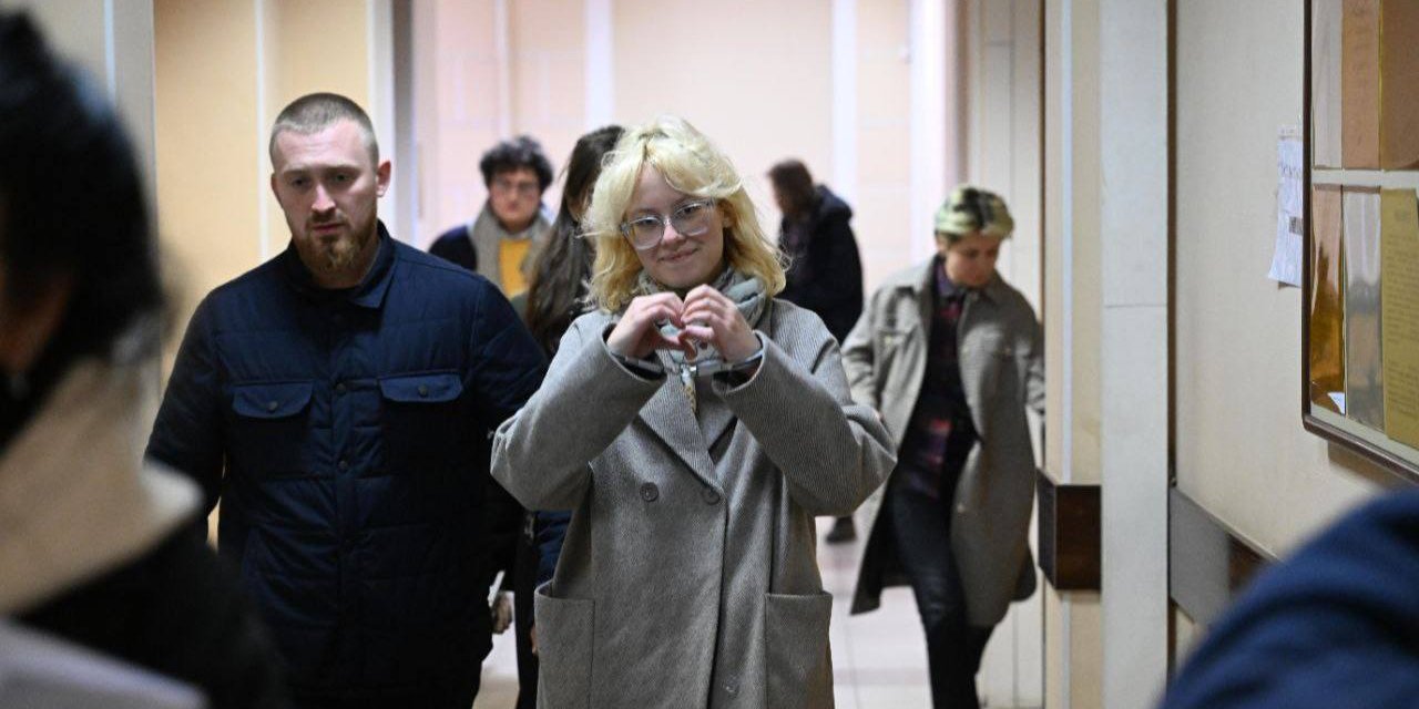 Певица Наоко покинула Россию после карусельных арестов