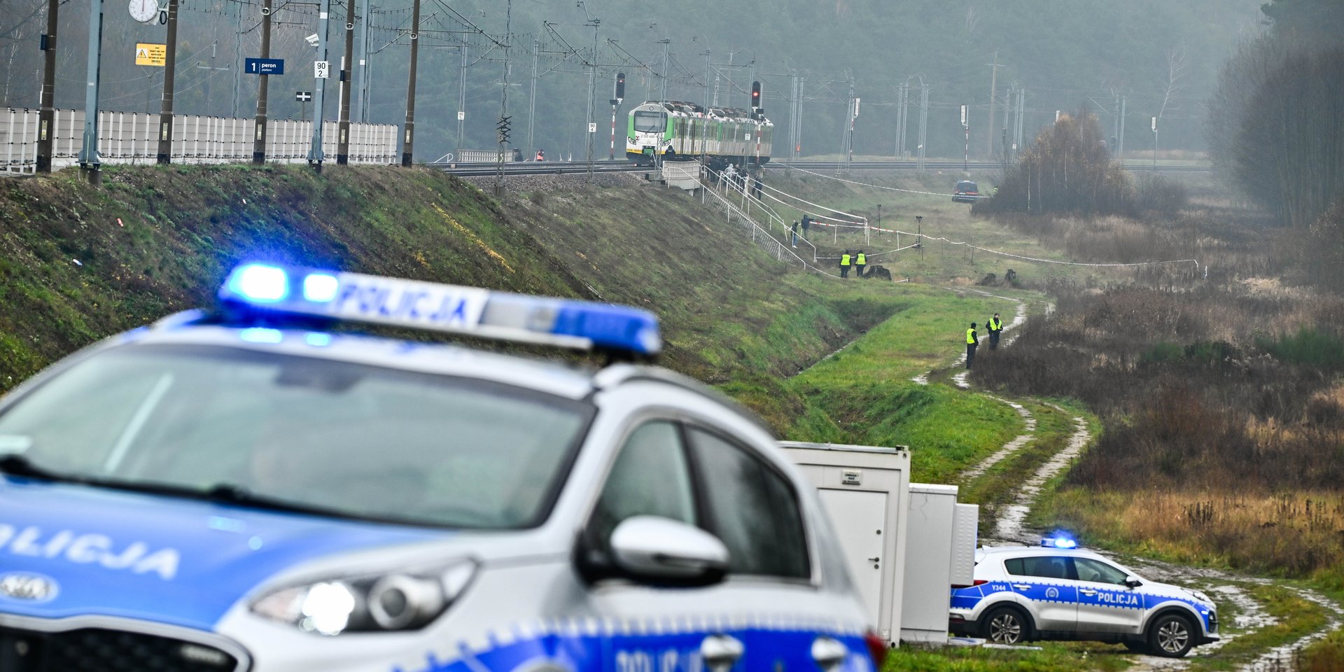Во взрыве на ж/д в Польше подозревают двух граждан Украины, работающих на российские спецслужбы