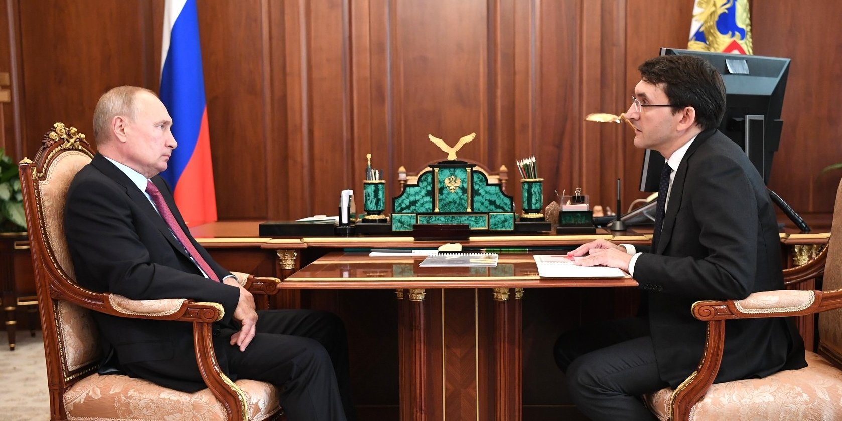 Человек, который блокирует «Телеграм»