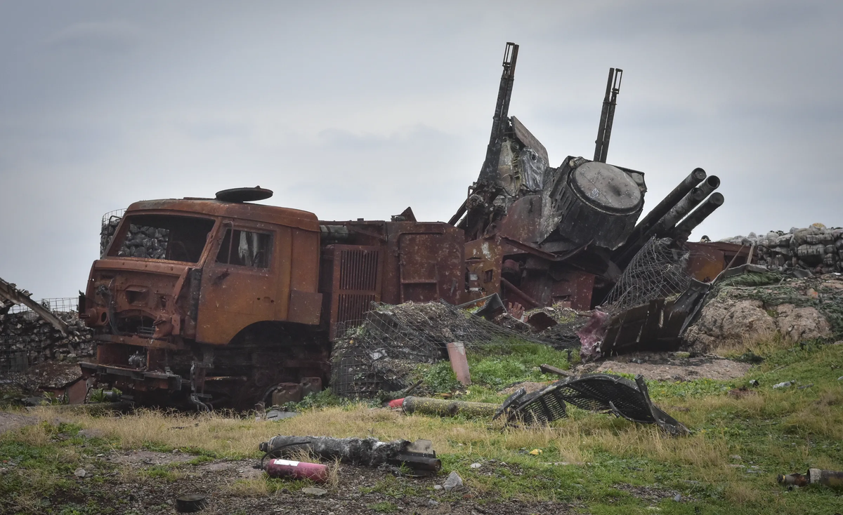 Destroyed Russian vehicle on Zmiinyi Island, December 2022